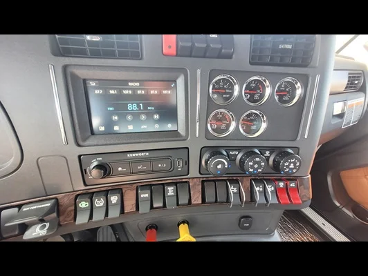2027 Kenworth W990 in Memphis, TN — photo 21