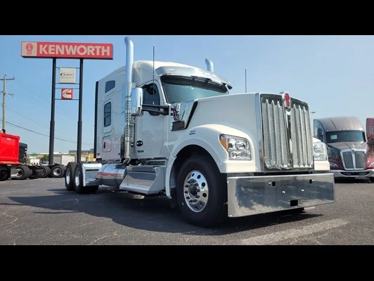 2027 Kenworth W990 in Memphis, TN