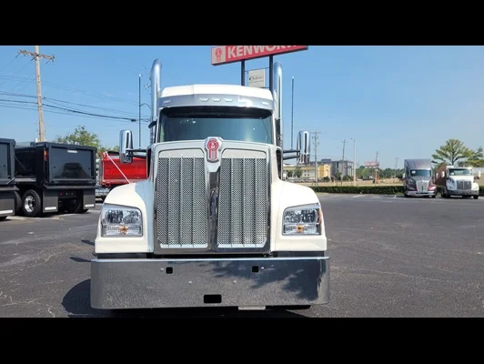 2027 Kenworth W990 in Memphis, TN — photo 10