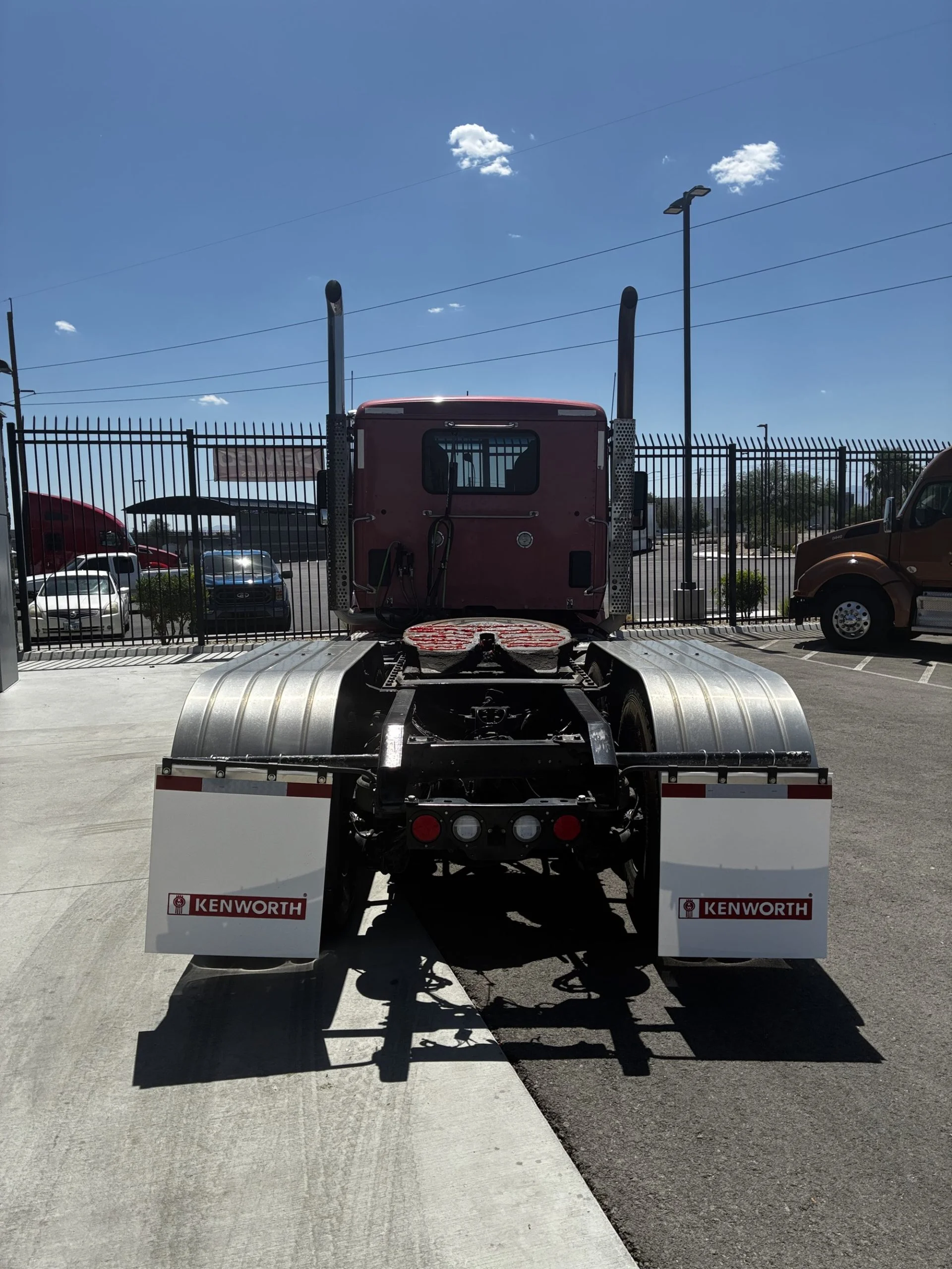 2024 Kenworth T880 in Las Vegas, NV — photo 3