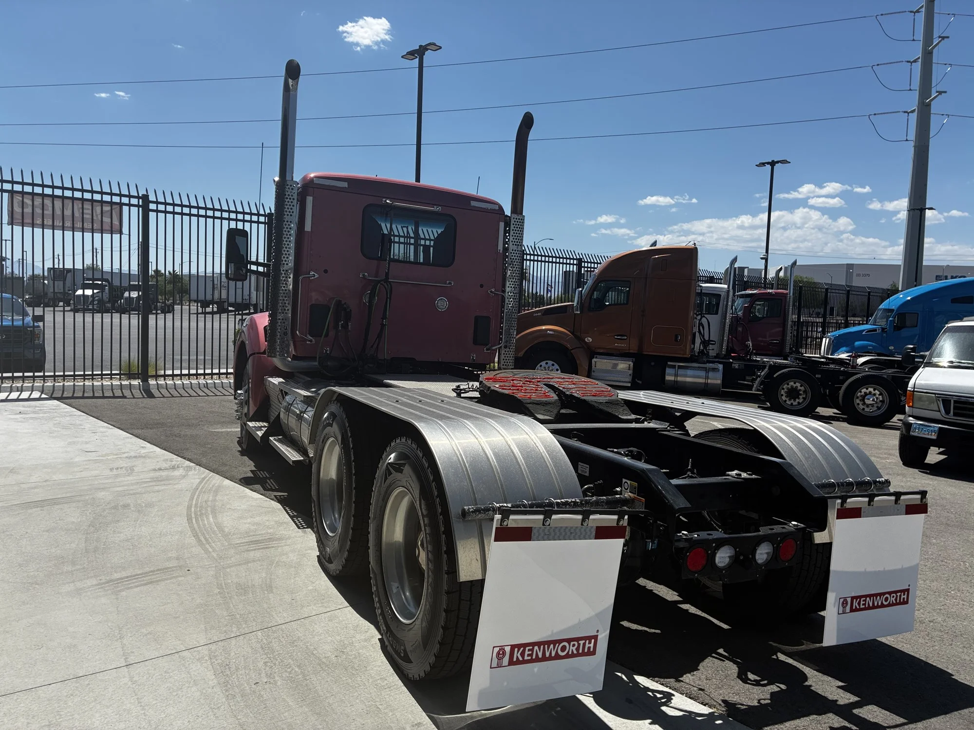 2024 Kenworth T880 in Las Vegas, NV — photo 4
