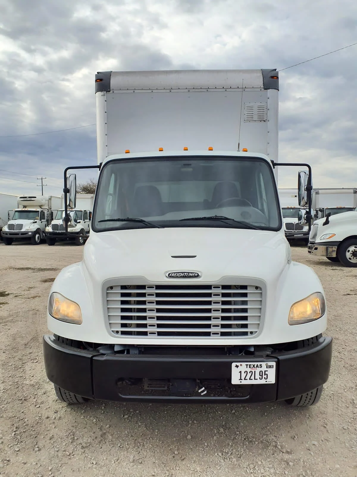 2022 Freightliner M2 106 - image 2