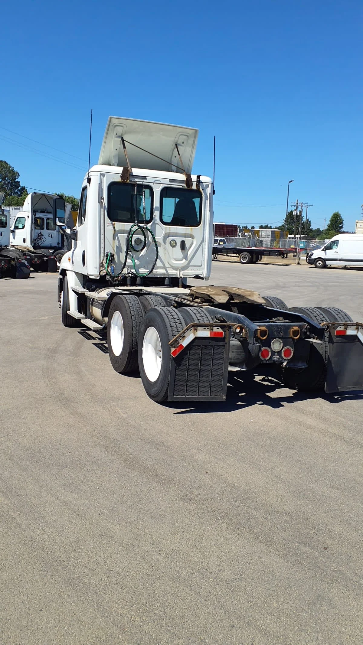 2018 Freightliner Cascadia in Tacoma, WA — photo 6