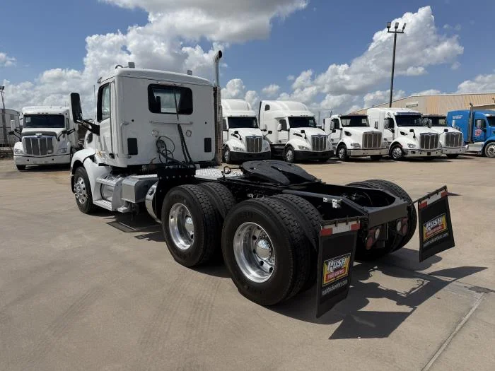 2020 Peterbilt 579 — photo 4