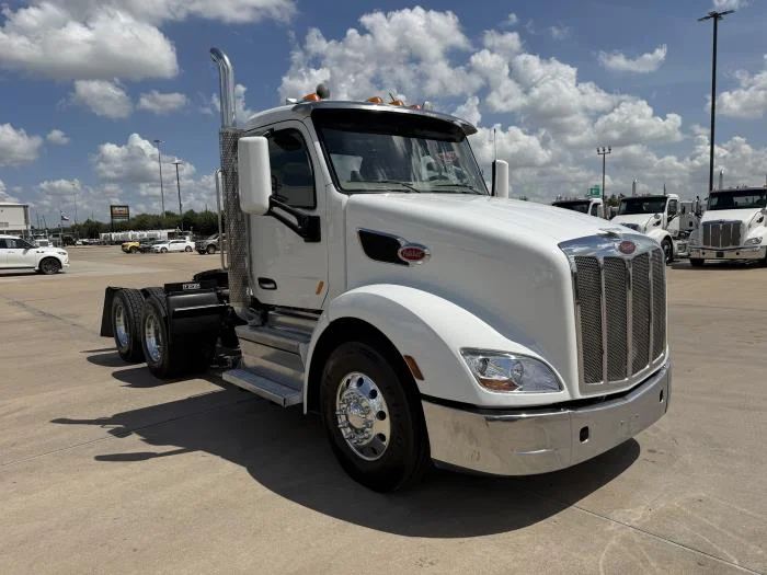2020 Peterbilt 579 — photo 8