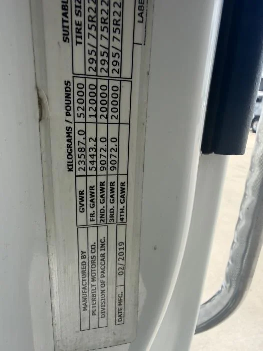 2020 Peterbilt 579 — photo 26