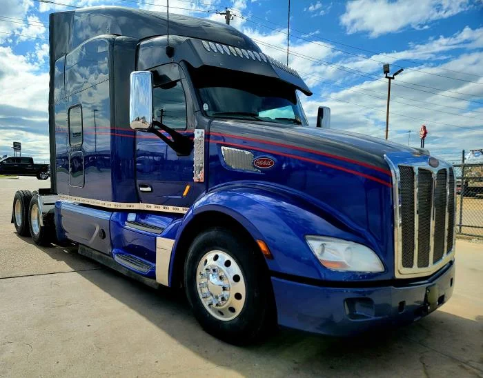 2019 Peterbilt 579 — photo 9