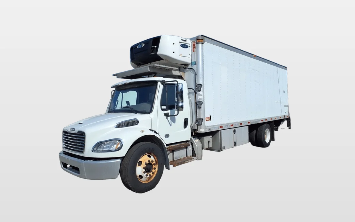 2017 Freightliner M2 106 - image 1