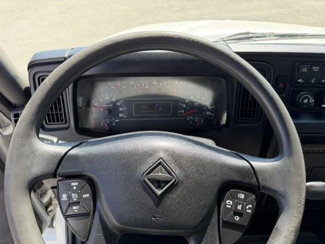 2020 International MV — photo 8