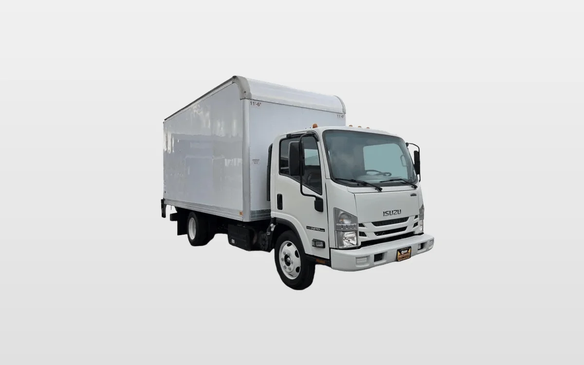 2022 Isuzu NPR - image 1