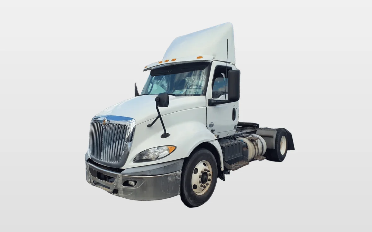 2019 International - image 1