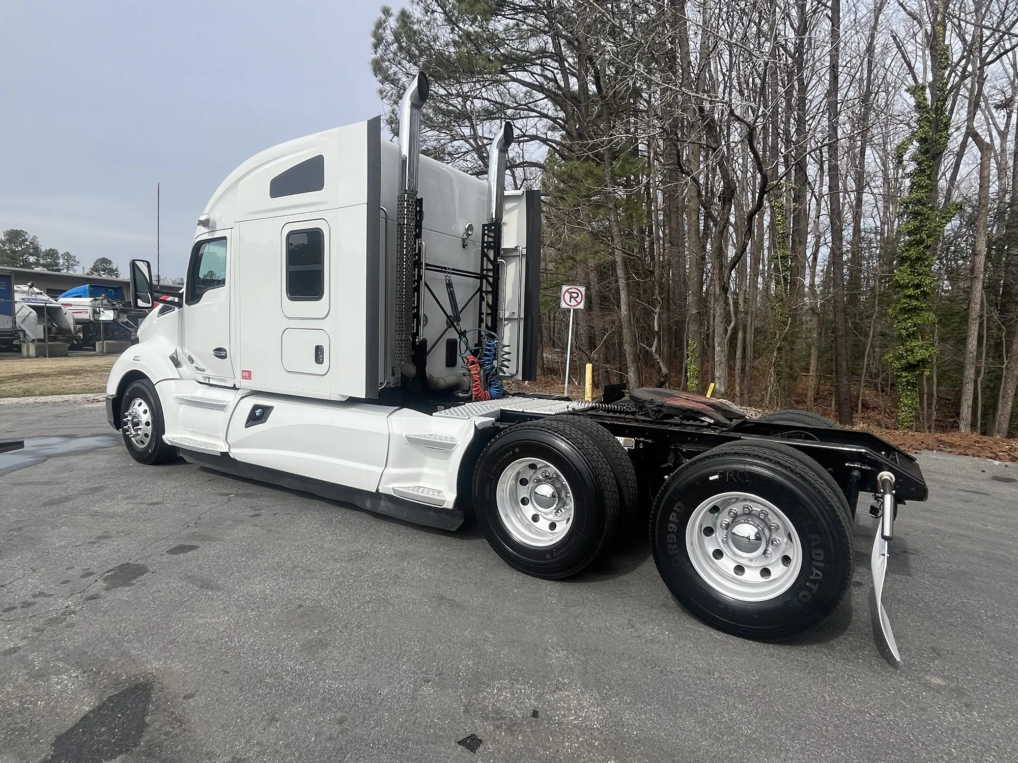 2021 Kenworth T680 - image 6