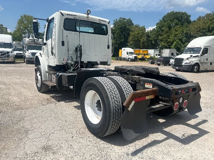 2019 Freightliner eM2 in Poplar Bluff, MO — photo 5