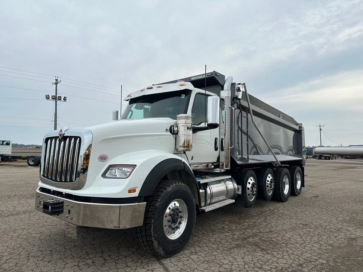 2025 International HX in Chippewa Falls, WI