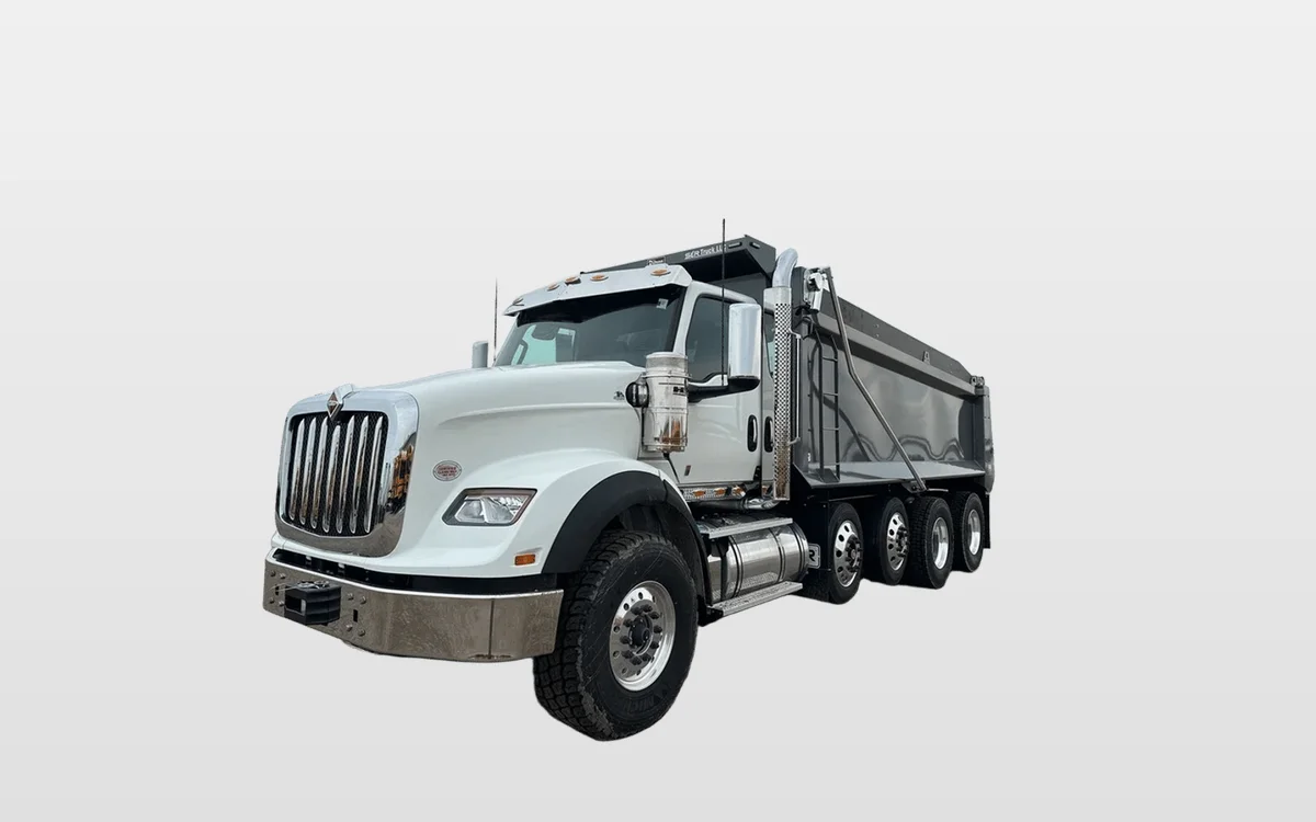 2025 International HX - image 1