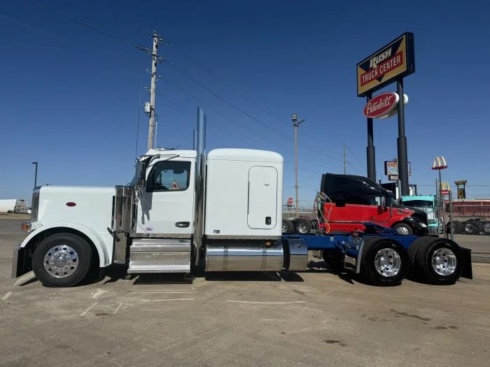 2027 Peterbilt 589 - image 5