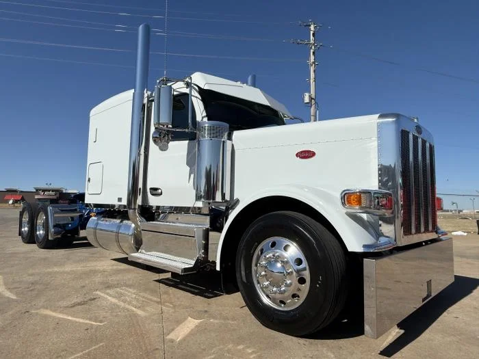 2027 Peterbilt 589 - image 14