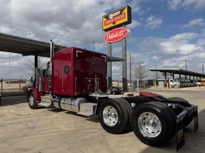2027 Peterbilt 589 in San Antonio, TX — photo 4