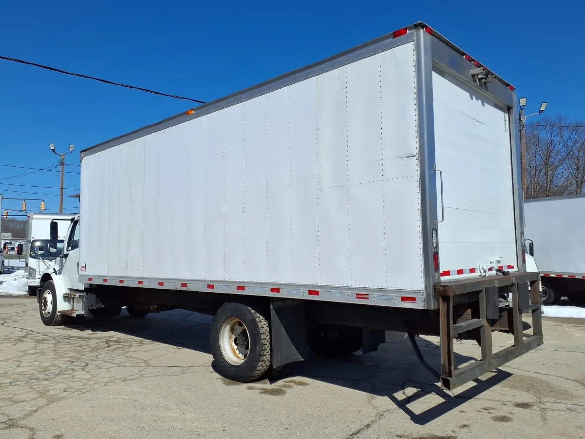 2021 Freightliner M2 106 - image 6