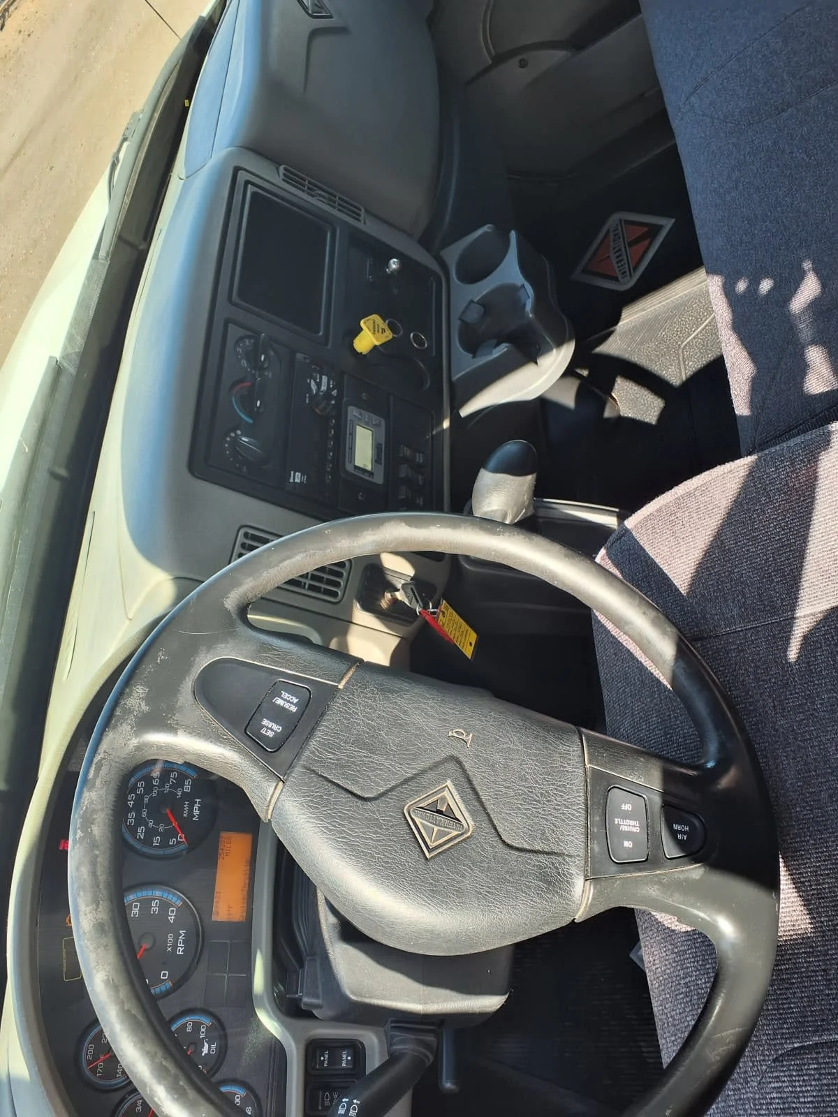 2018 International 4300 in Commerce City, CO — photo 7