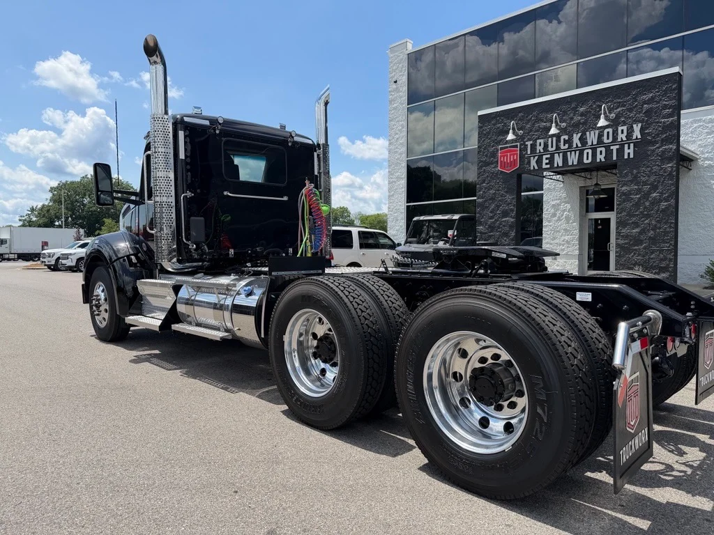 2027 Kenworth T880 in Birmingham, AL — photo 8