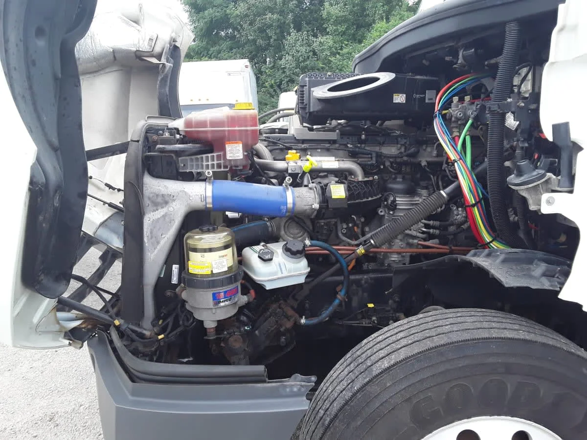 2021 Freightliner Cascadia in Pittsburgh, PA — photo 8