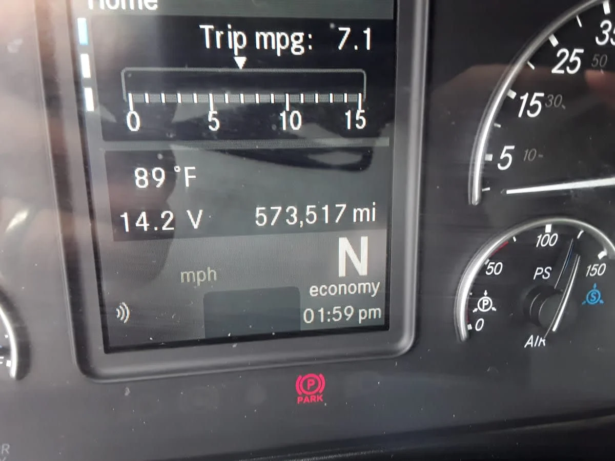 2021 Freightliner Cascadia in Pittsburgh, PA — photo 12