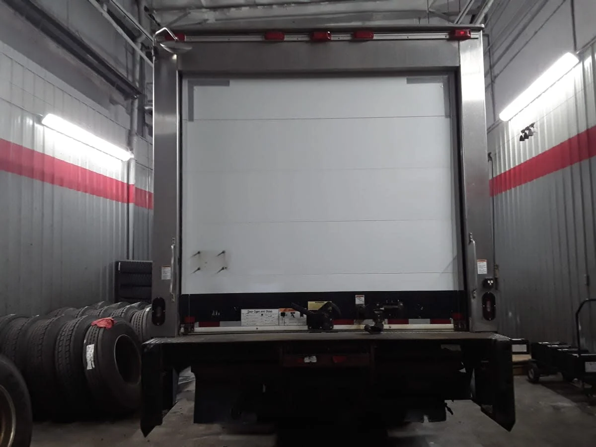 2018 Isuzu NPR - image 5