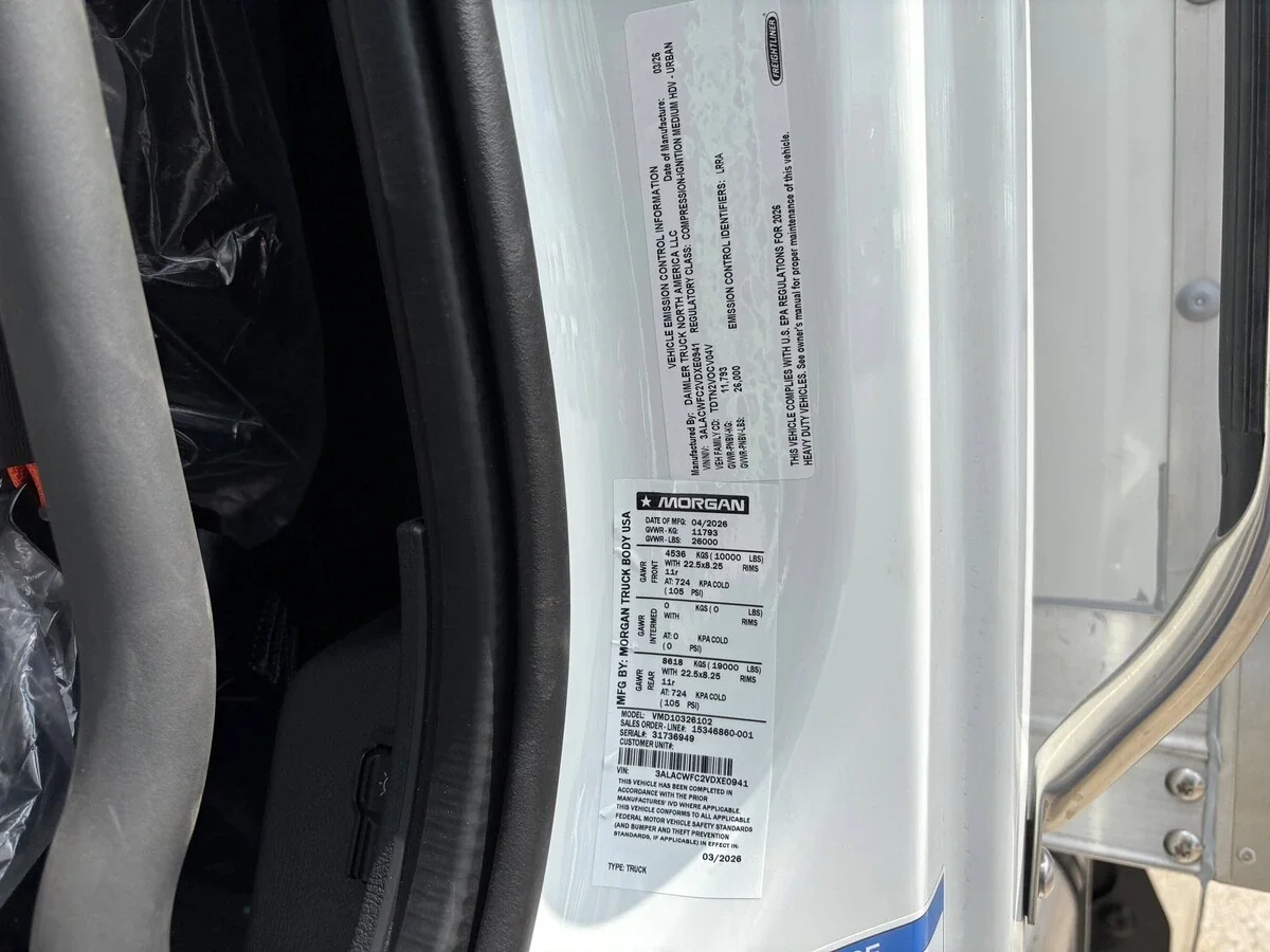 2027 Freightliner M2 106 - image 12