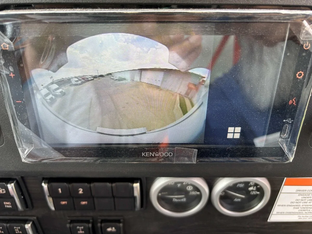 2027 Freightliner M2 106 - image 16