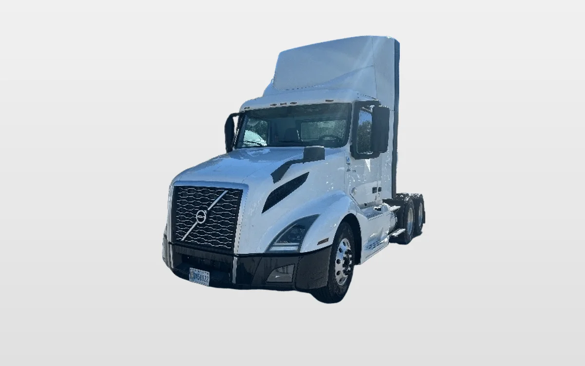 2019 Volvo - image 1