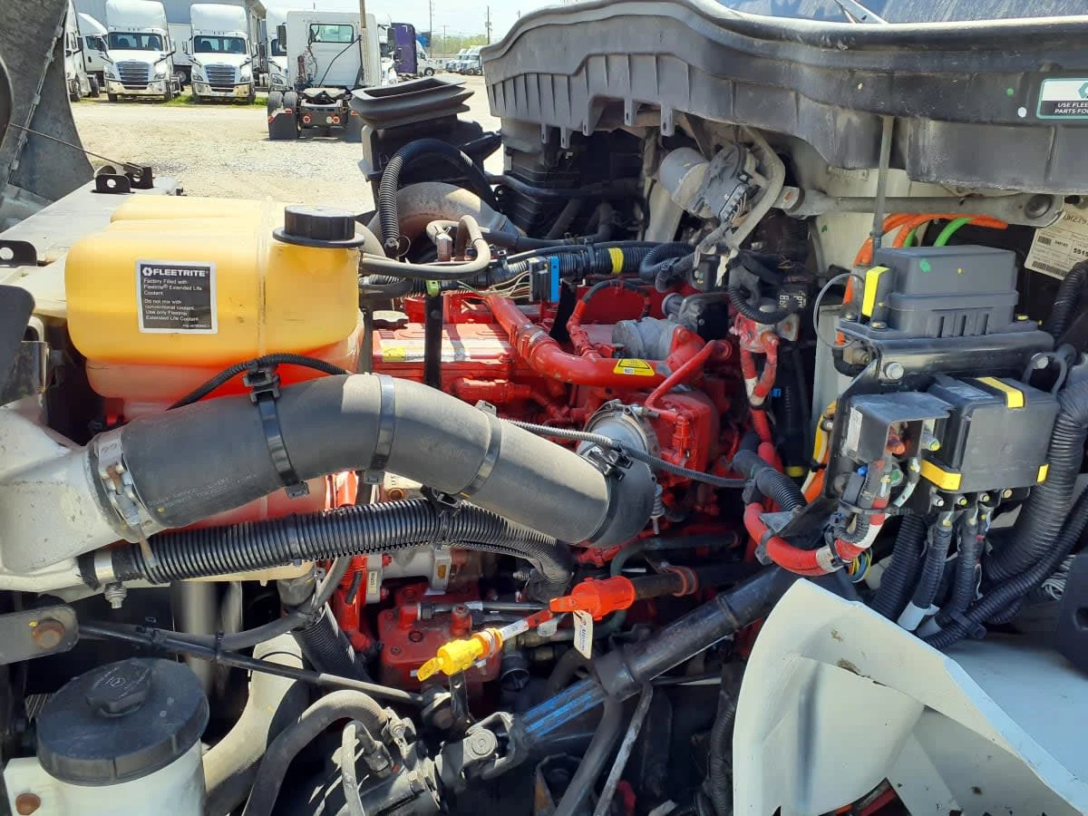 2023 International MV in Indianapolis, IN — photo 9