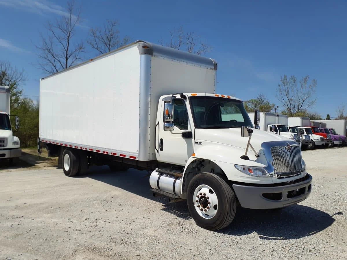 2023 International MV - image 3