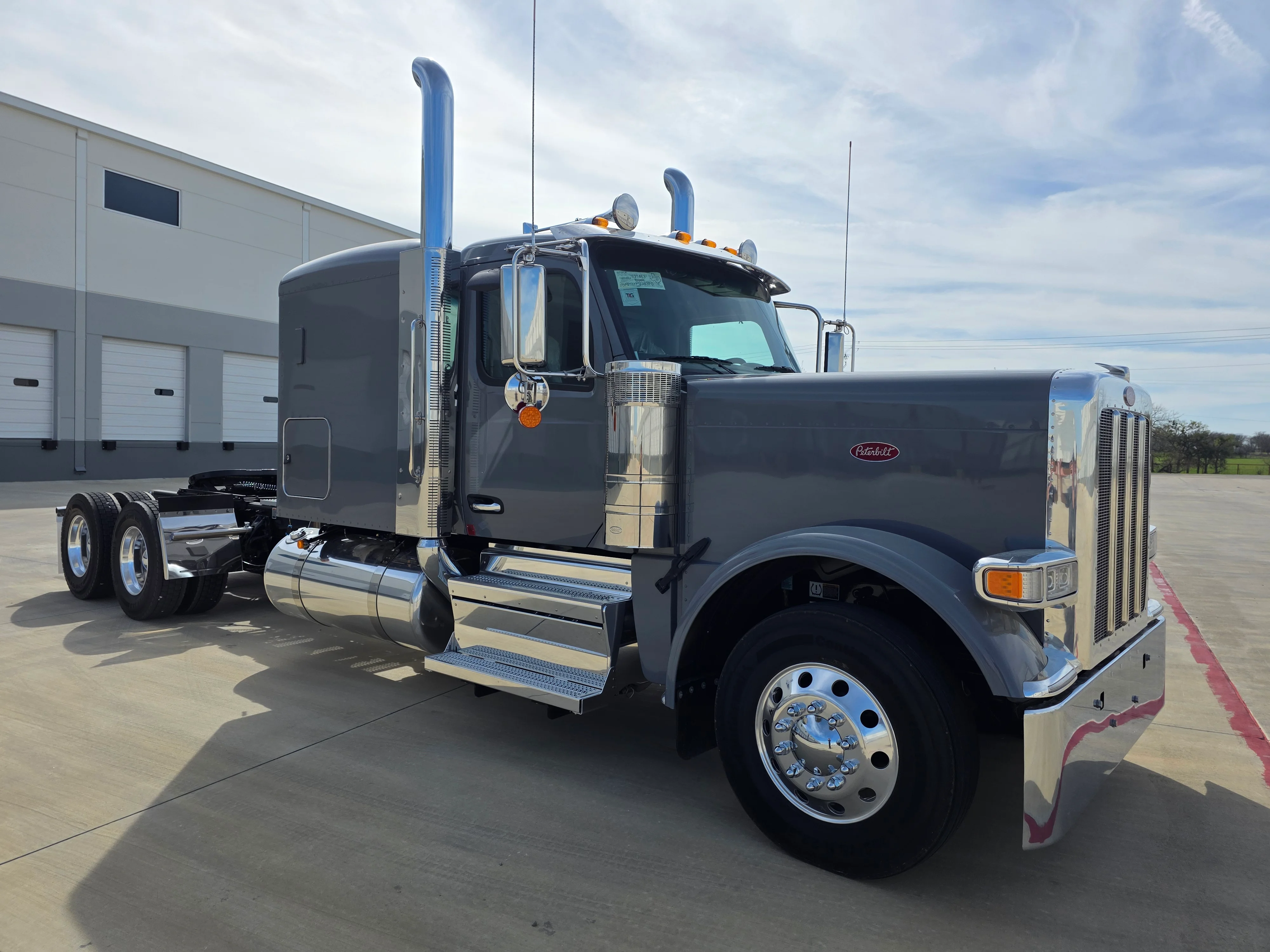 2027 Peterbilt 589 in Fort Smith, AR — photo 7