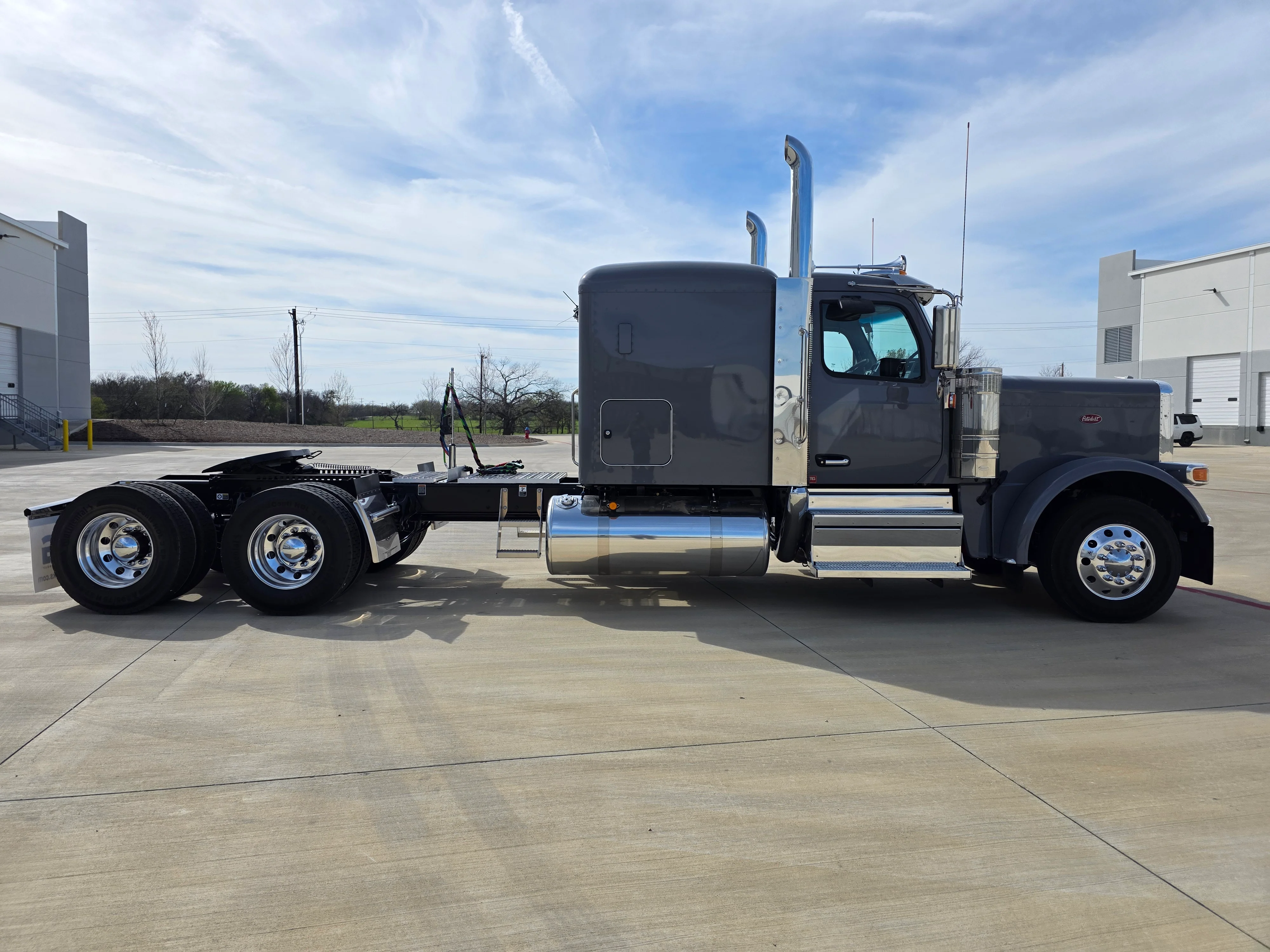 2027 Peterbilt 589 in Fort Smith, AR — photo 6