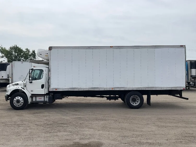 2021 Freightliner eM2 in Londonderry, NH — photo 4