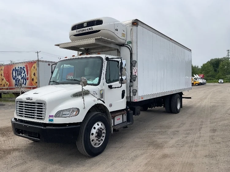 2021 Freightliner eM2 in Londonderry, NH — photo 3