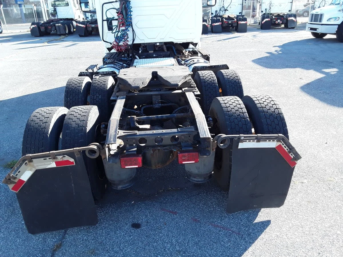 2019 International LT in Allentown, PA — photo 11