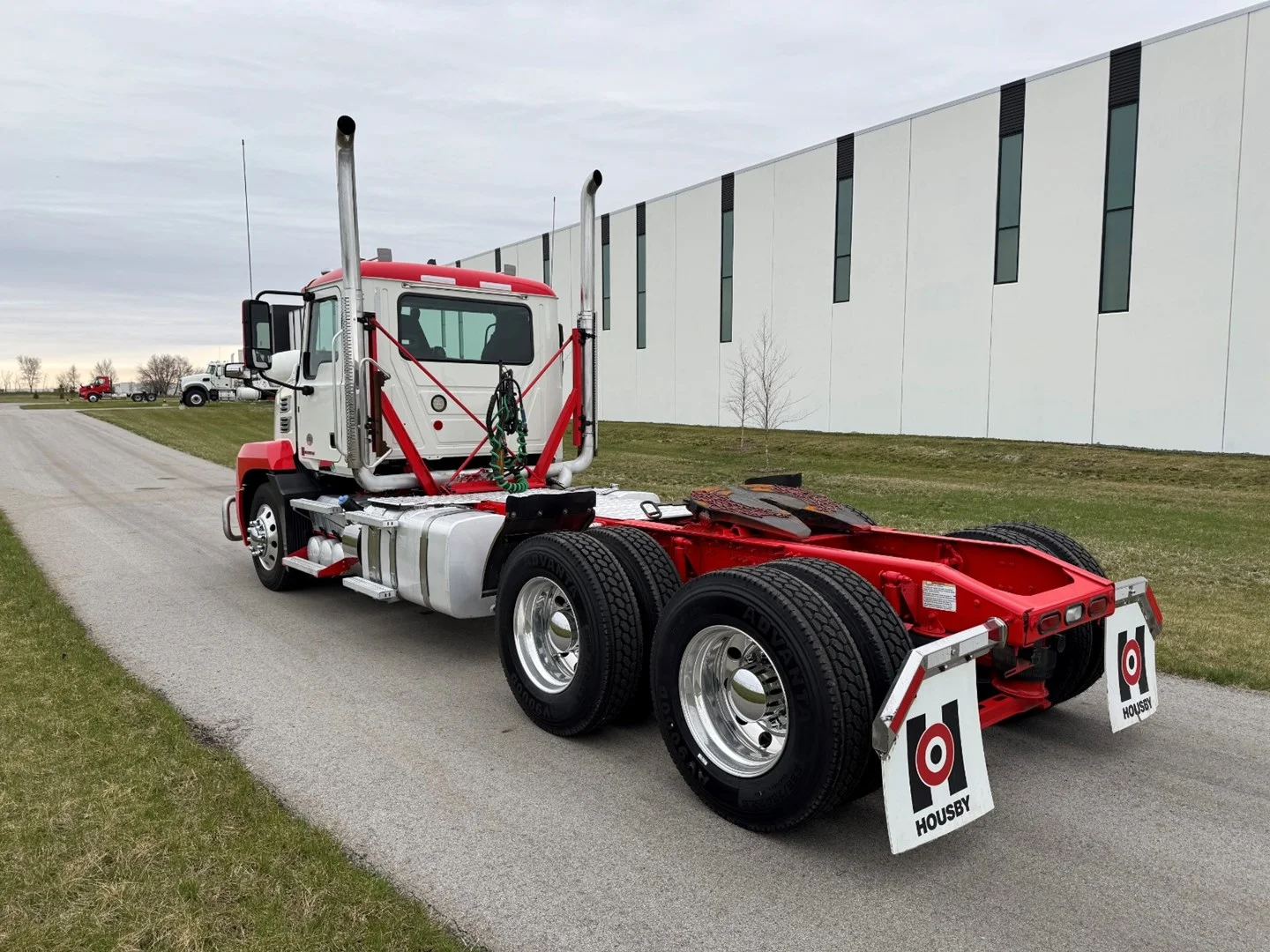 2023 Mack Anthem in Carroll, IA — photo 4