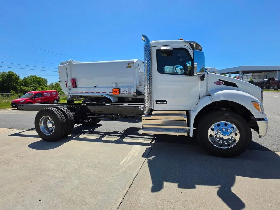 2027 Peterbilt 537 in Plainville, MA — photo 9