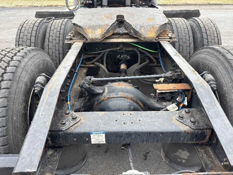 2020 Freightliner Cascadia - image 6