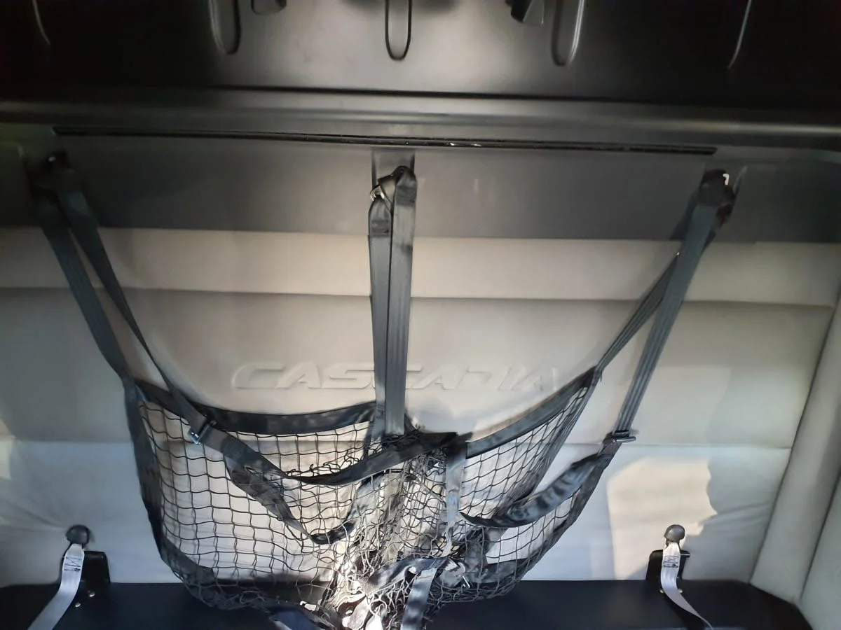 2019 Freightliner Cascadia - image 8