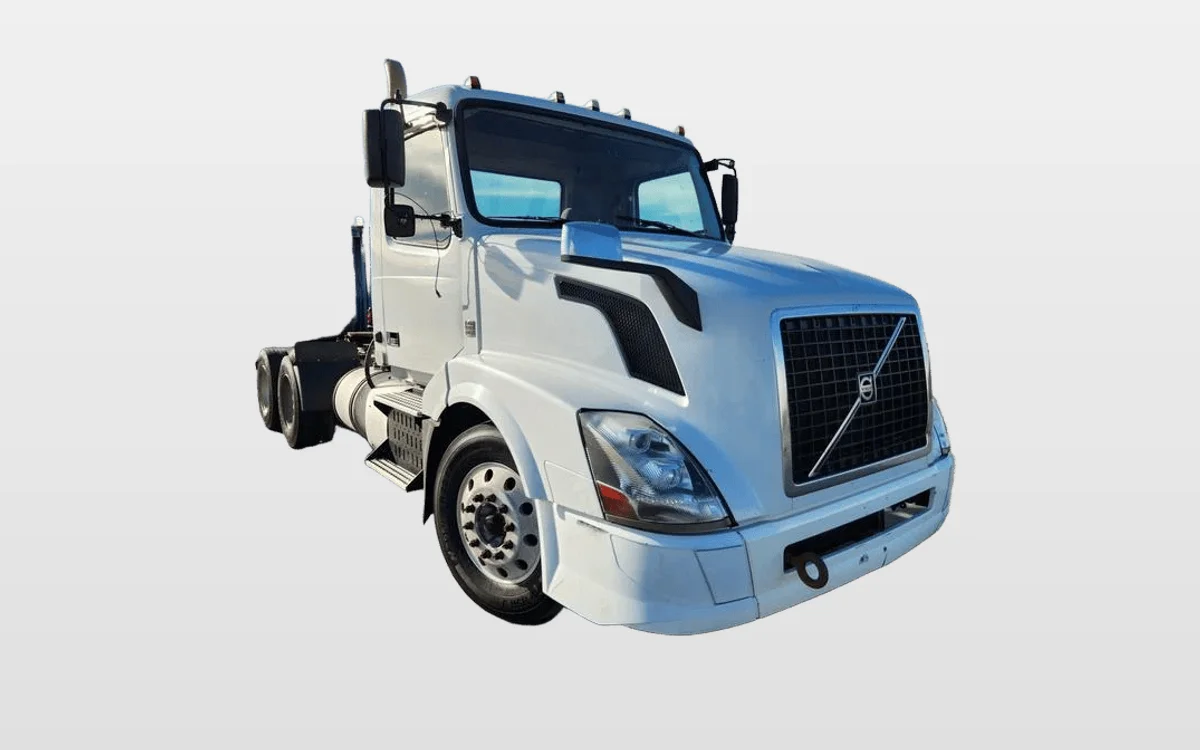 2016 Volvo VNL 300 - image 1