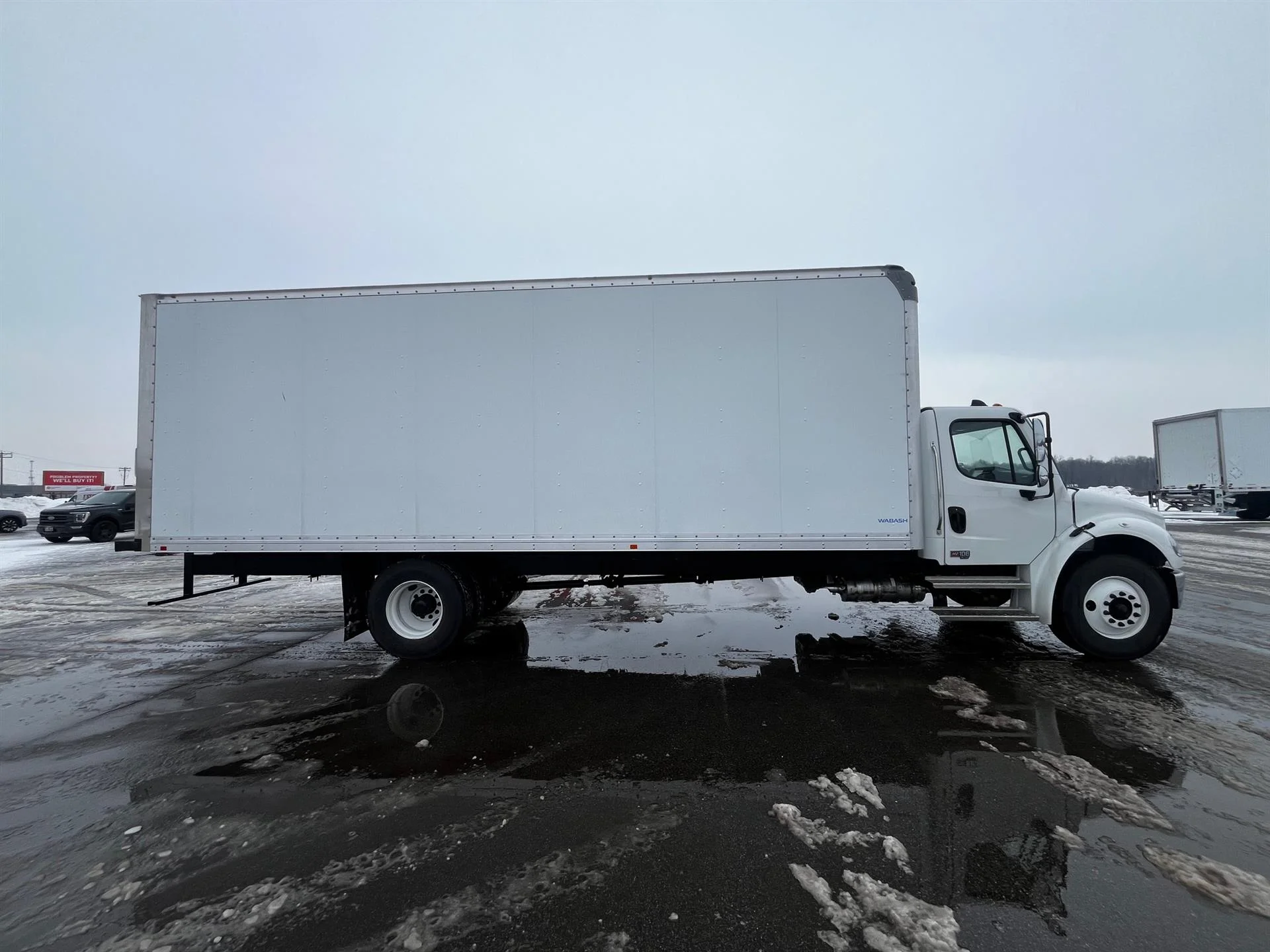 2026 Freightliner M2 106 - image 2