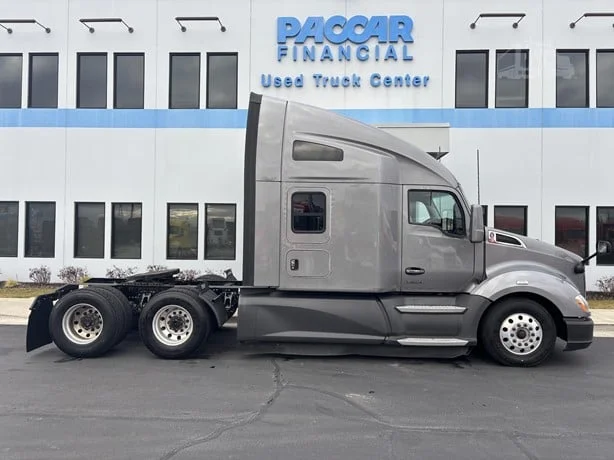 2022 Kenworth T680 in Salt Lake City, UT — photo 4