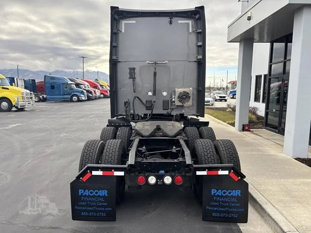 2022 Kenworth T680 in Salt Lake City, UT — photo 8