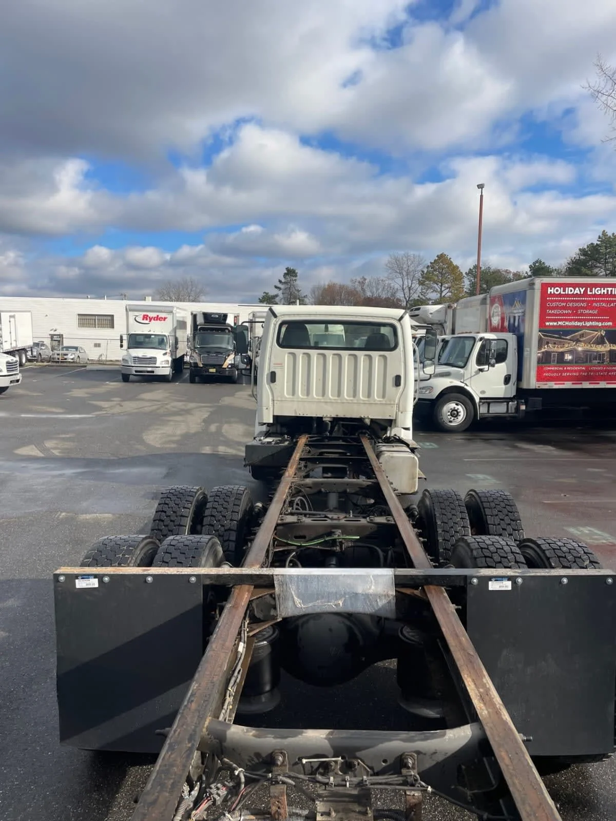 2016 Freightliner M2 106 in Farmingdale, NY — photo 10