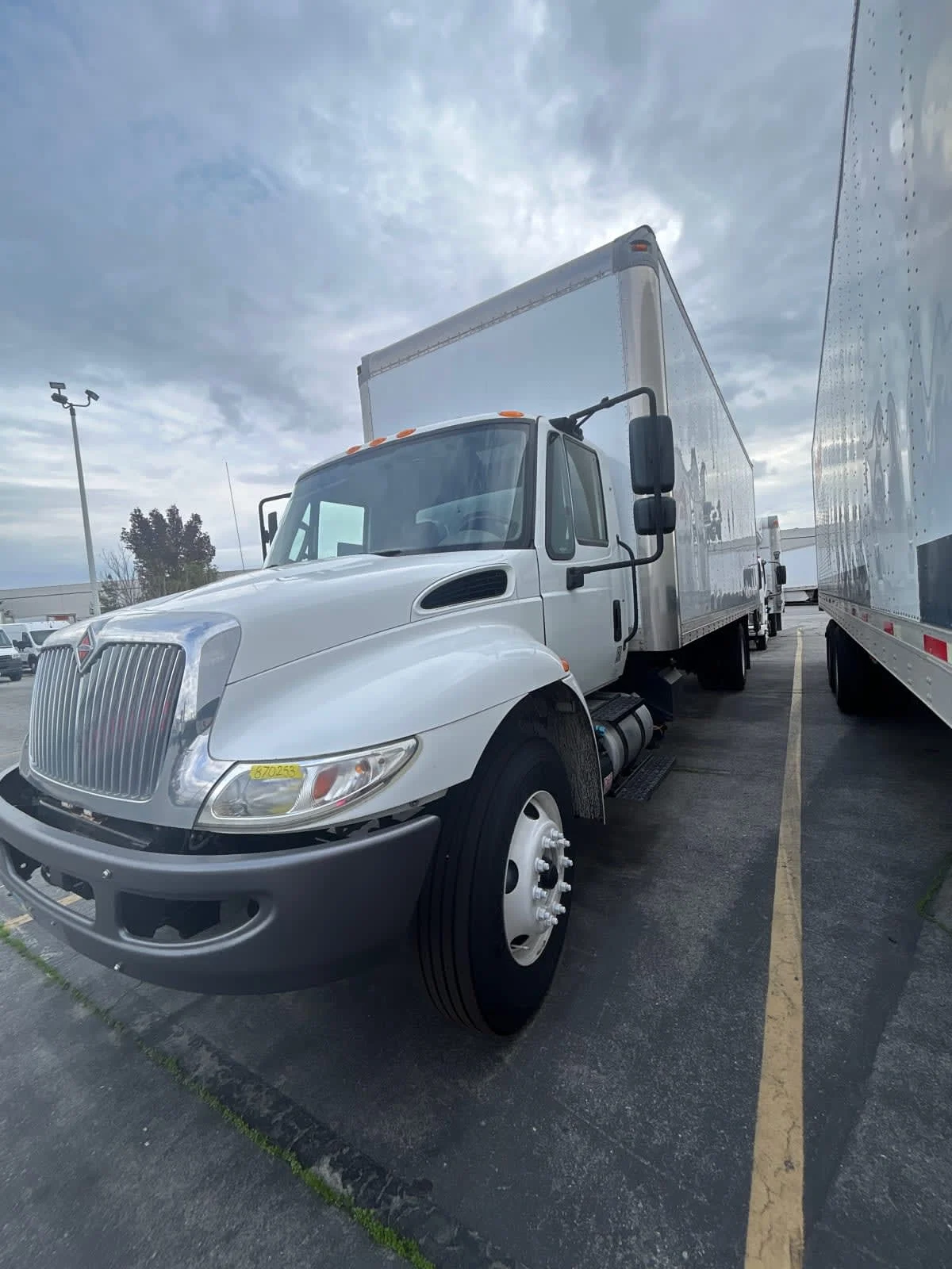 2019 International 4300 - image 3