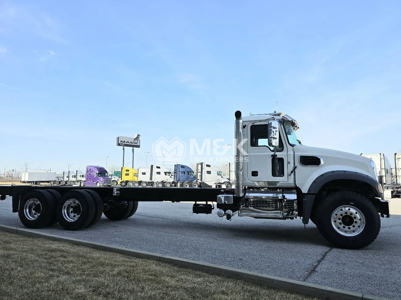 2026 Mack Granite in Toledo, OH — photo 3