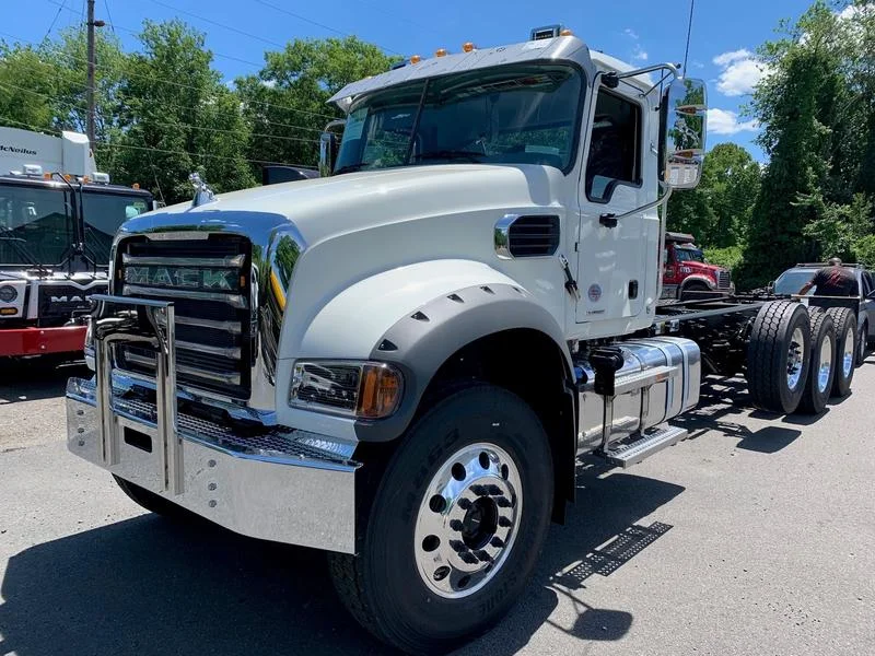 2027 Mack Granite in Heritage, OH